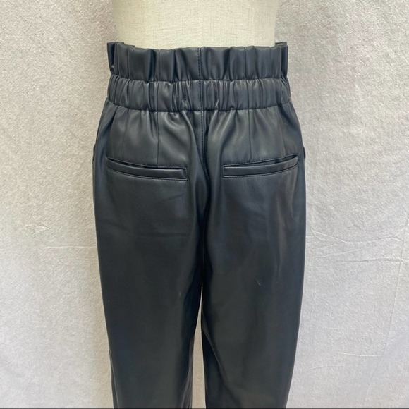 Madewell Vegan Leather Pull-On High Rise Paperbag Pants size 4 New with Tags - Picture 5 of 14